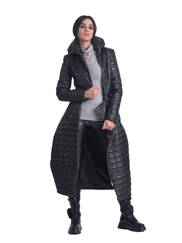 Long Quilted Coat In Black